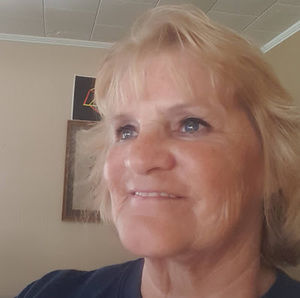 Meet your Posher, Pamela